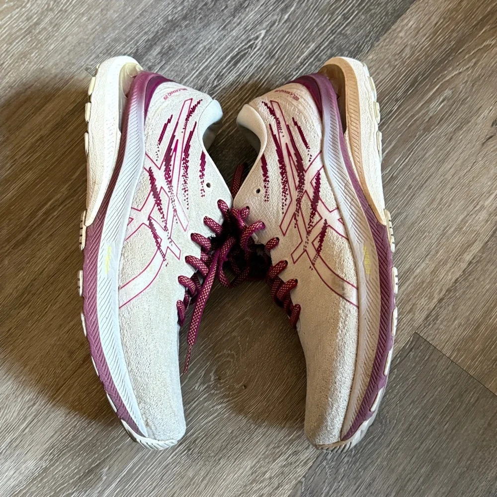 Asics Burgundy Gel Kayano 29 Sneakers Size 10